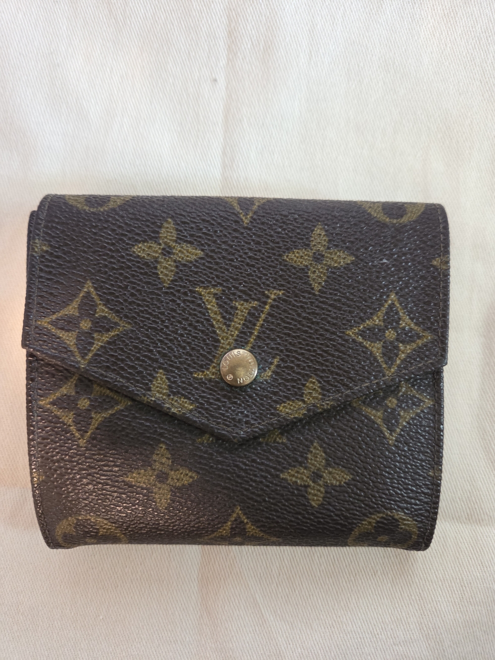 ✨ Authentic Vintage Louis Vuitton Monogram Elise Compact Trifold Wallet ✨